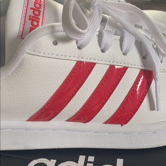 Adidas Women’s Sneakers 7.5 - Picture 2 of 6